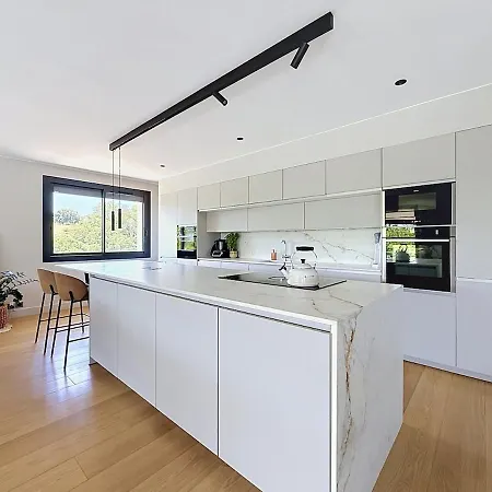Villa With Pool, Quiet And Not Overlooked